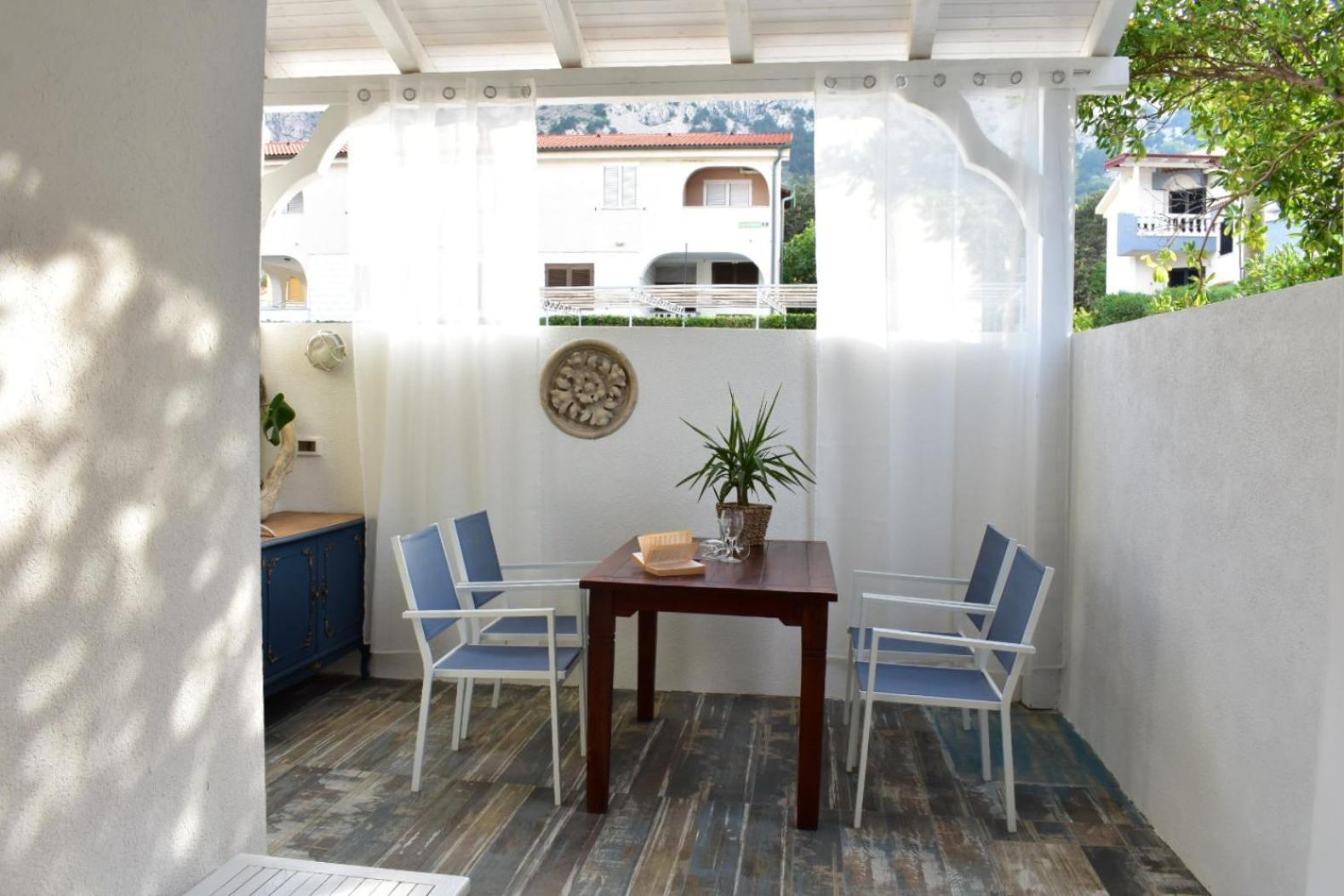 Apartments Villa Anna บัชกา ภายนอก รูปภาพ