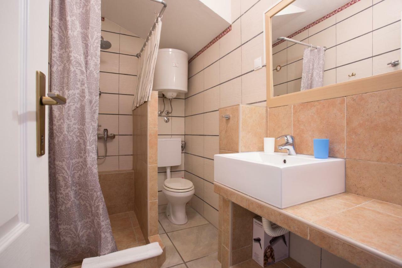 Apartments Villa Anna บัชกา ภายนอก รูปภาพ